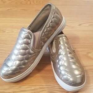 Like-new Steve Madden Sneakers